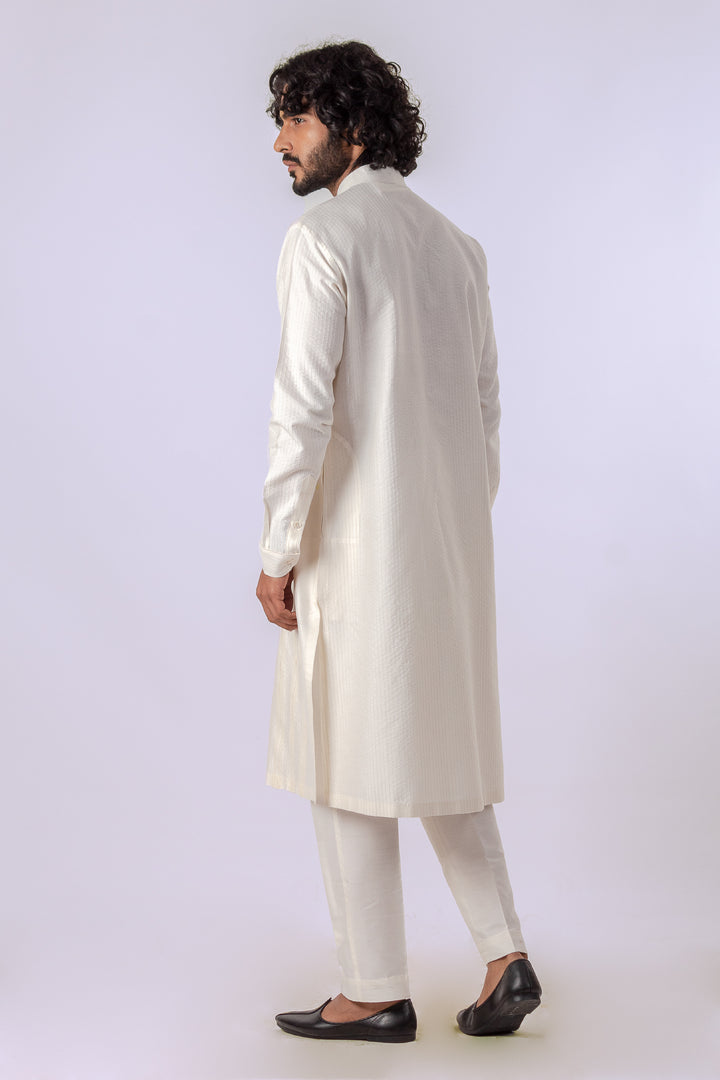 WHITE ALLOVER PINTUCK WITH ZARI LINE KURTA (only kurta)