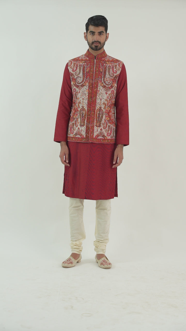 Offwhite Multicoloured Kashmiri Bundi Kurta Set