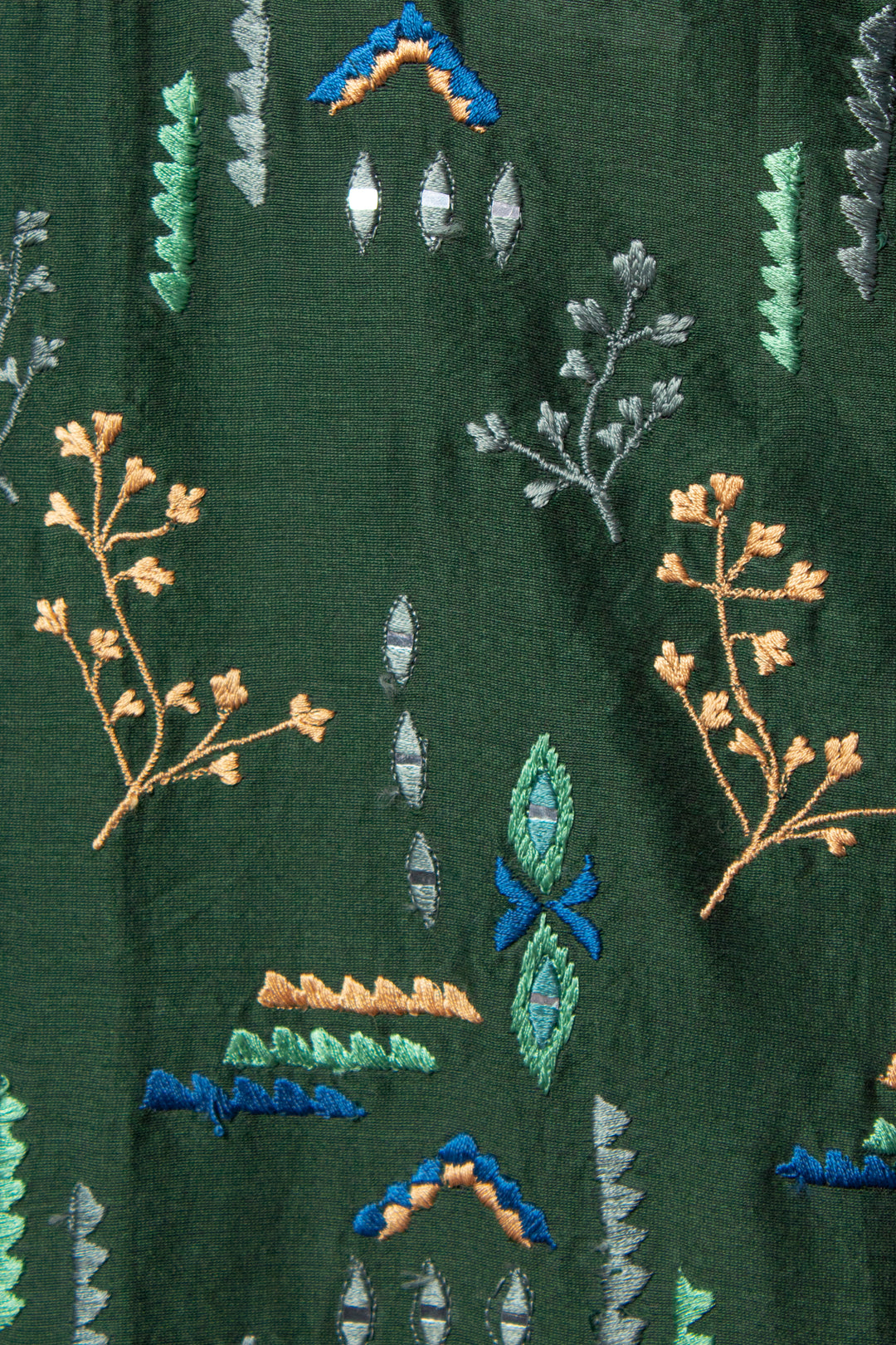 Green Chanderi Kurta Set with Mirror Work & Machine Embroidery