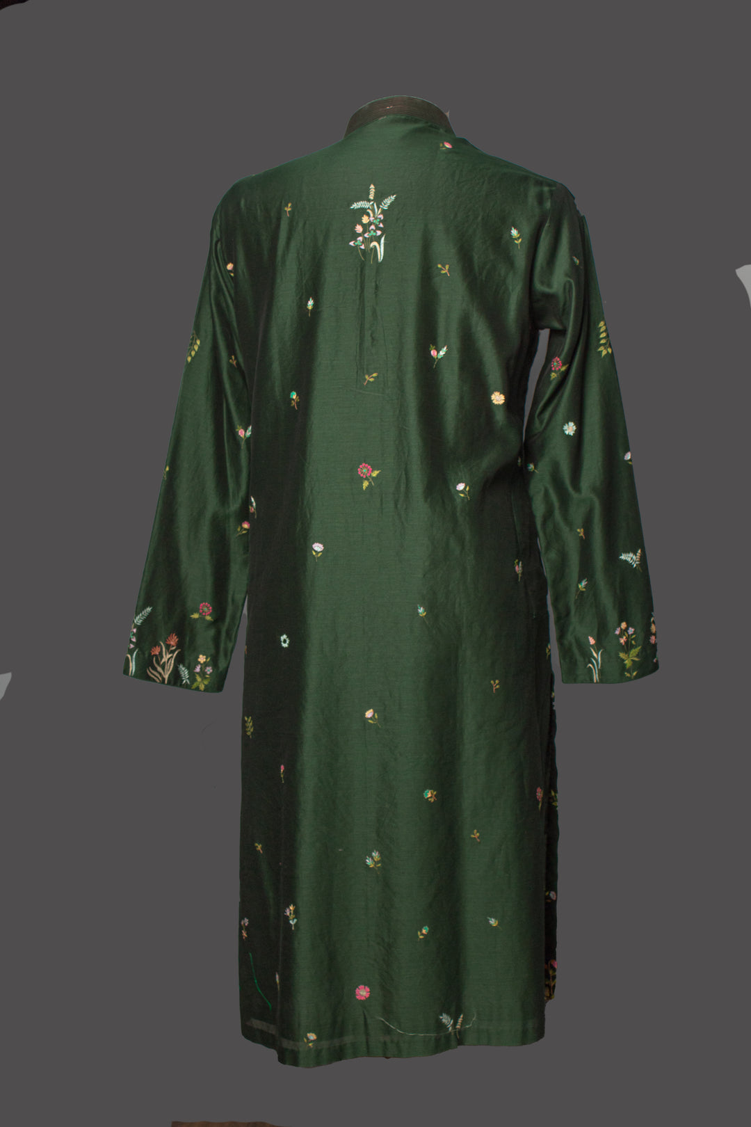 Bottle Green Chanderi Kurta Set with All-Over Floral Booti Embroidery
