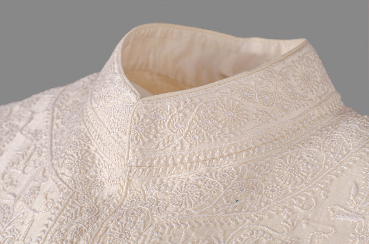 Men’s Cream Chanderi Bundi with Hand Chikankari Embroidery